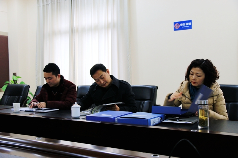 汇东股份接受高新区2013年廉政文化建设示范单位检查验收